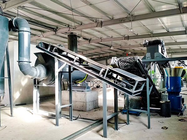 On-site organic fertilizer flat-die granulation production line in Vietnam